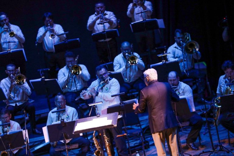 Amazonas Band celebra a música afro-americana com show gratuito no Teatro Amazonas