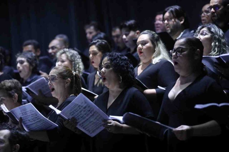 Em noite de homenagens, Coral do Amazonas apresenta concerto inédito no Centro Cultural Palácio Rio Negro