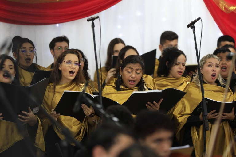 Natal em Rede: alunos do Liceu de Artes dão vida a personagens na transmissão ao vivo de ‘Milagres do Coração’