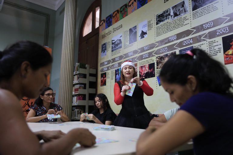 ‘Natal Literário’ da Biblioteca Pública do Amazonas traz o livro e a leitura para as comemorações natalinas