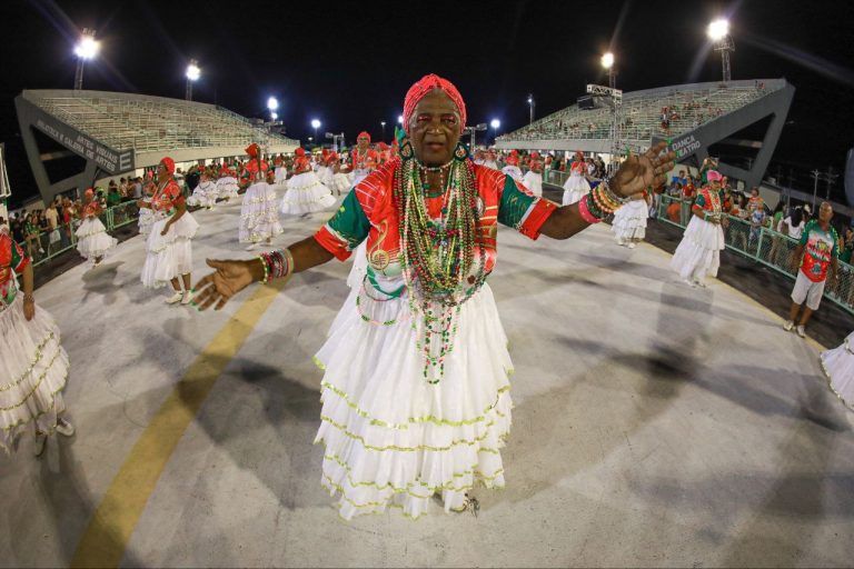 Carnaval na Floresta 2025: Escolas de samba de Manaus intensificam ensaios no fim de semana