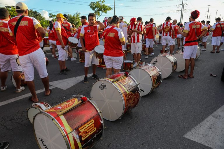 Escolas de samba de Manaus intensificam ensaios no último final de semana antes do Carnaval