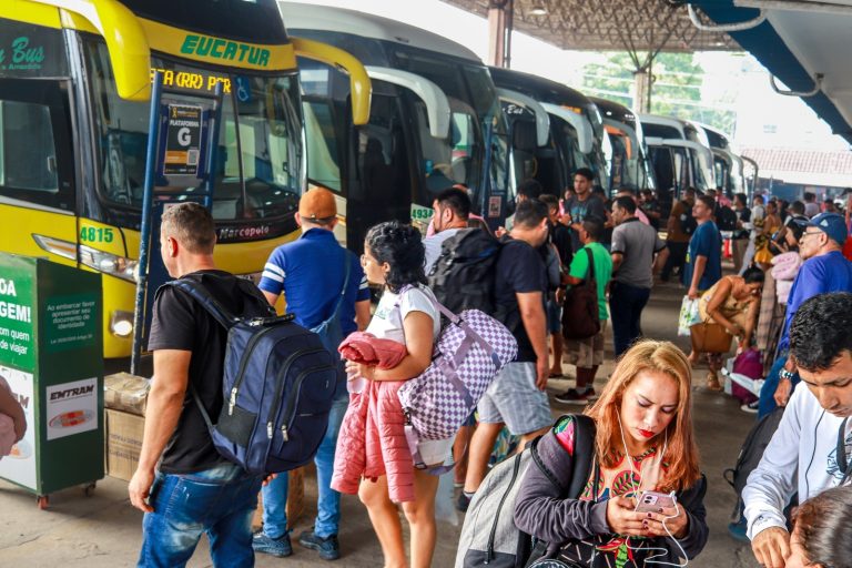 Carnaval na Floresta 2025: mais de 32 mil pessoas devem utilizar transportes intermunicipais regulados pela Arsepam