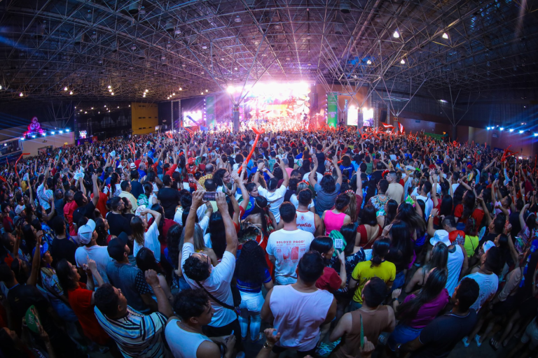 Carnaboi 2025: A tradicional união do boi-bumbá com o Carnaval em duas noites de festa