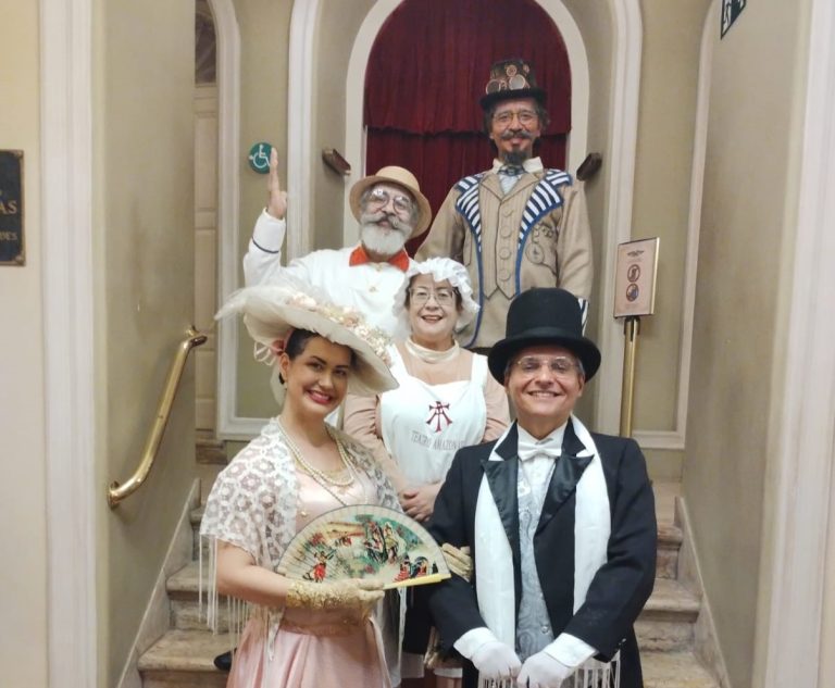‘Belle Époque’: Visita teatralizada no Teatro Amazonas convida o público a uma viagem no tempo