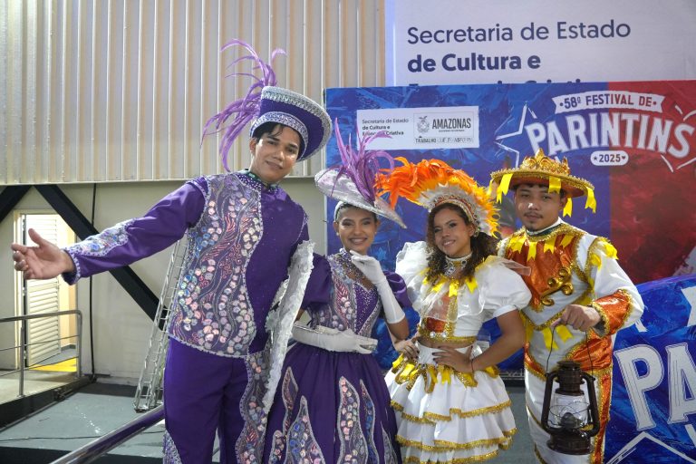 Festival de Parintins 2025: Alunos do Liceu de Artes e Ofícios Claudio Santoro dão vida a personagens da cultura amazônica no Bumbódromo