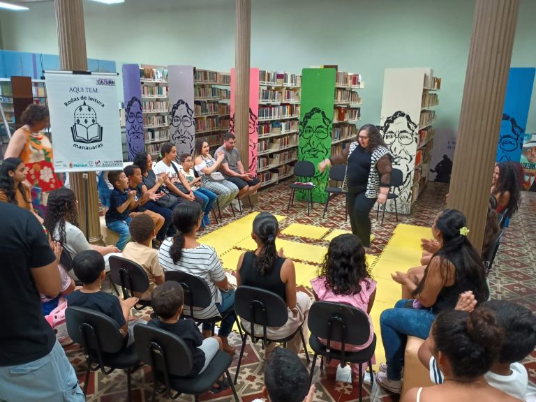 Biblioteca Pública do Amazonas terá visita guiada, roda de leitura, contação de histórias e troca de livros e gibis neste sábado e domingo