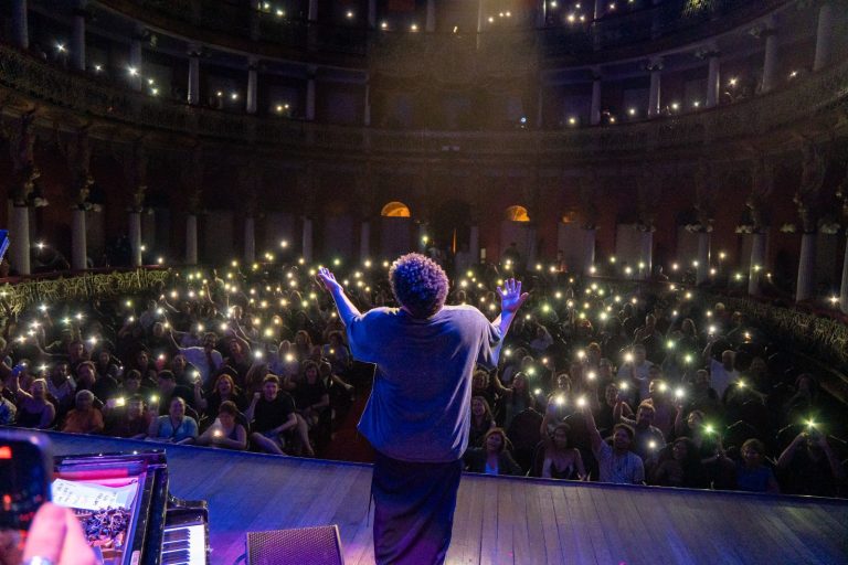 Mais de 8 mil pessoas participaram da programação do Amazonas Green Jazz Festival 2025