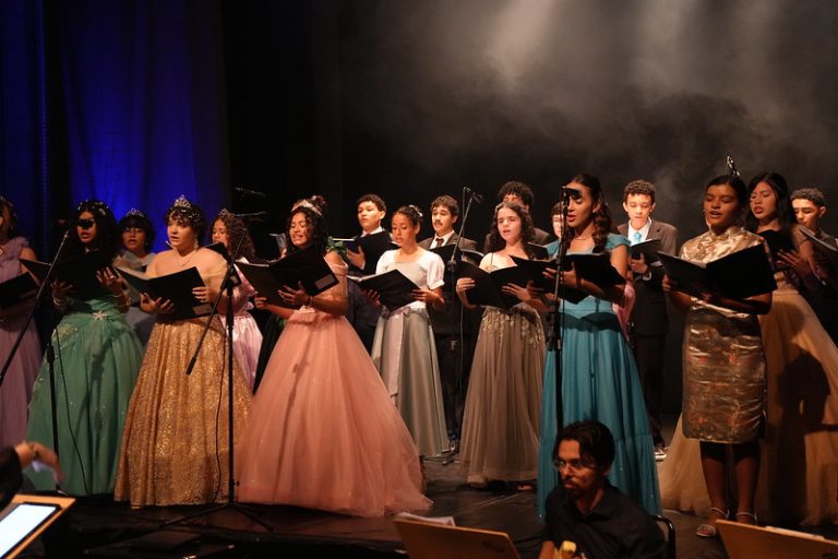 Coral Infantojuvenil Claudio Santoro emociona o público com a segunda edição do espetáculo ‘Musicais Inesquecíveis’