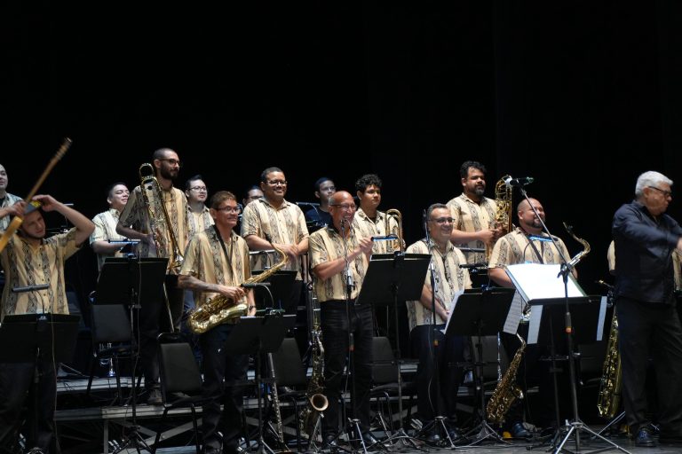 Espetáculo Regionalidades destaca a pluralidade artística, no Teatro Amazonas