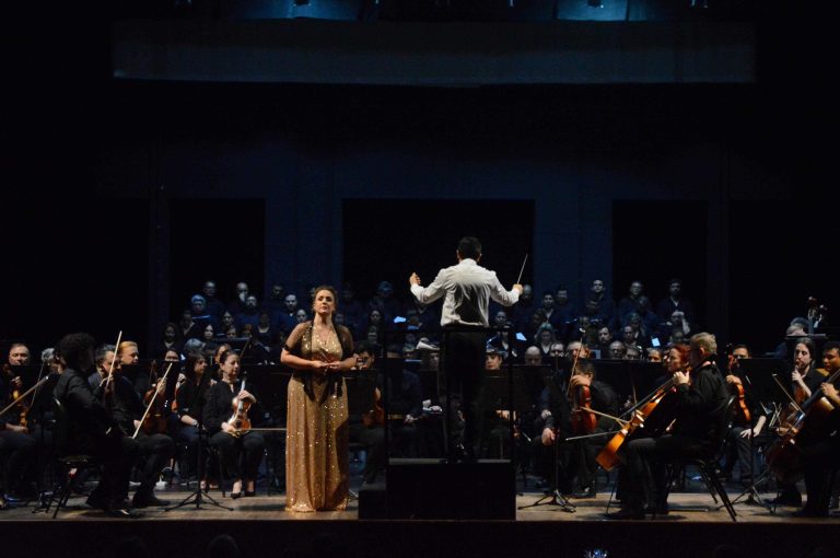 Teatro Amazonas celebra protagonismo lírico com estreia inédita da “Trilogia Tudor”