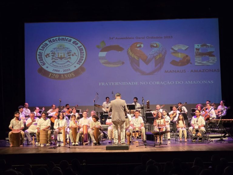 ‘Cantos da Floresta’: Espetáculo celebra patrimônio sonoro e espiritual da Amazônia no Teatro Amazonas