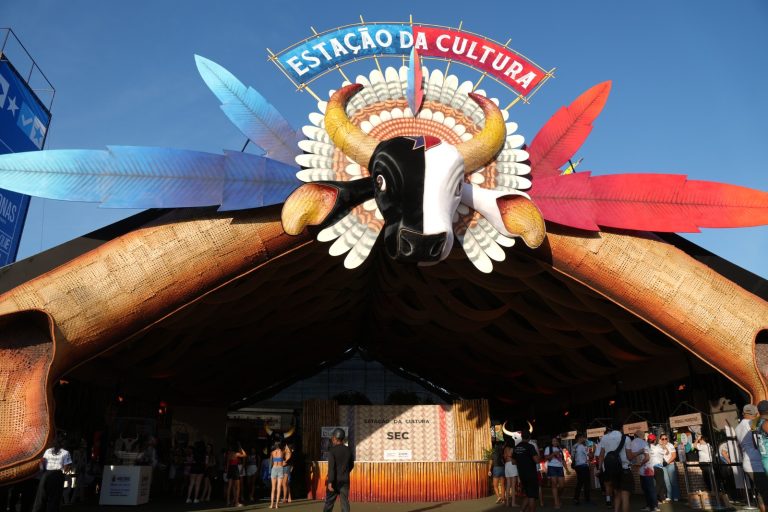 Festival de Parintins 2026: Circuito da Cultura movimenta Parintins com arte, turismo e economia criativa