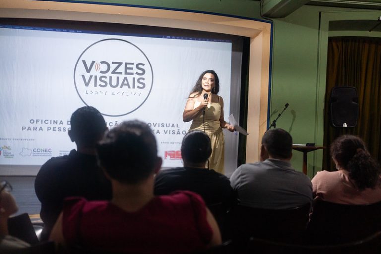 Mostra exibe filmes produzidos por pessoas cegas e com baixa visão no Teatro Gebes Medeiros