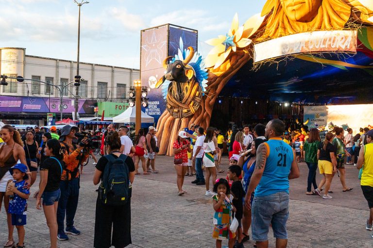 Festival de Parintins 2026: pesquisa mapeia impacto econômico e social do evento
